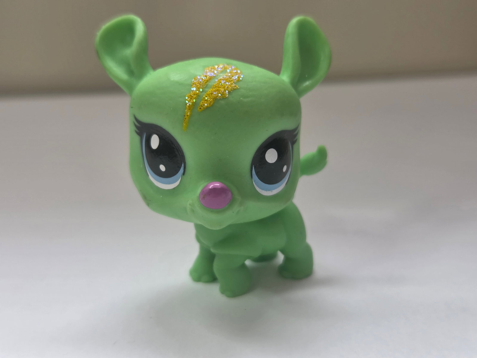 GEN 6 Lucky Pets Matcha Rhino Green Bobble Head (1 of 7)