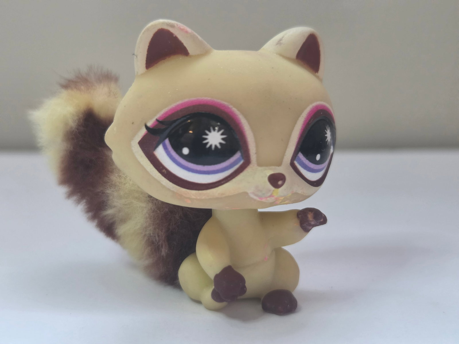 GEN 7 Raccoon 454 Chase Fuzzy Tail Purple Pink Eyes (1 of 7)