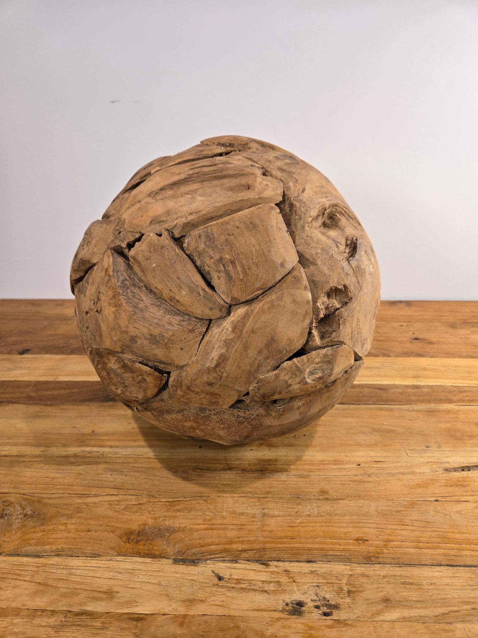 Medium Teak Wood Ball: Medium Teak Wood BallHand-crafted from 100% natural, sustainably harvested Indonesian teak wood.Brand new condition.Diameter: 12?Please feel free to reach out with any questions.Thank you.
