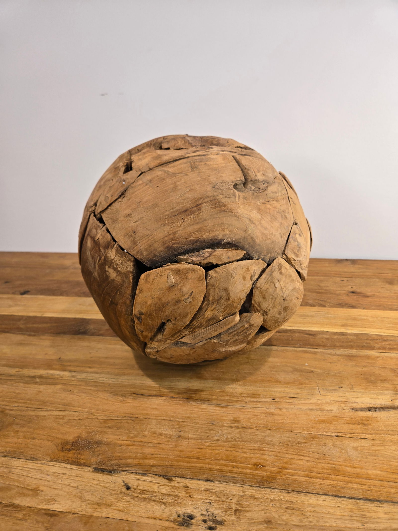 Medium Teak Wood Ball: Medium Teak Wood BallHand-crafted from 100% natural, sustainably harvested Indonesian teak wood.Brand new condition.Diameter: 12?Please feel free to reach out with any questions.Thank you.