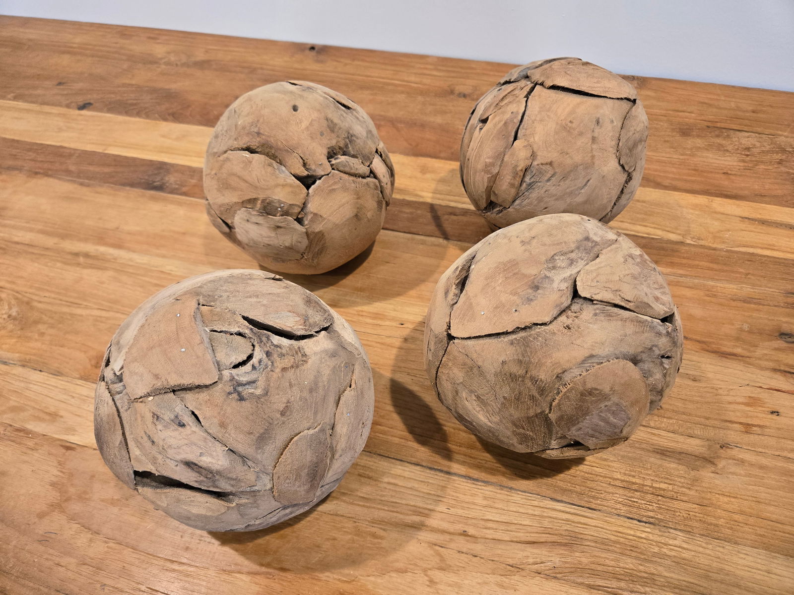 Small Teak Wood Ball - Set of 4: Small Teak Wood Ball - Set of 4Hand-crafted from 100% natural, sustainably harvested Indonesian teak wood.Brand new condition.Diameter: 6?Please feel free to reach out with any questions.Thank you.