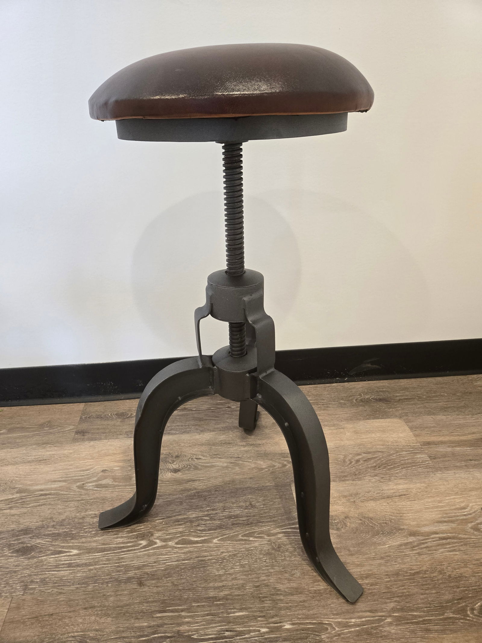 Adjustable Height Stool - Set of 3 - 7