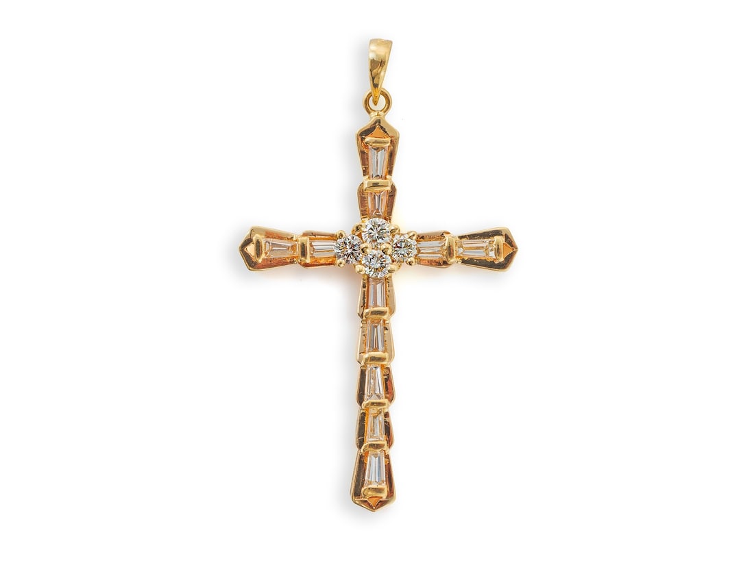 Elegant Cross Pendant, 18K Yellow Gold with Brilliant-Cut Diamonds and Trapezoidal Diamonds (1 of 5)