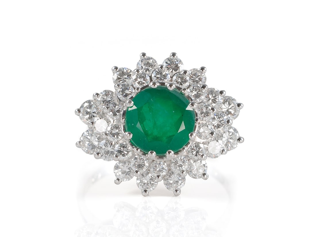 Magnificent diamond ring, 18k white gold, with emerald doublet (1 of 4)