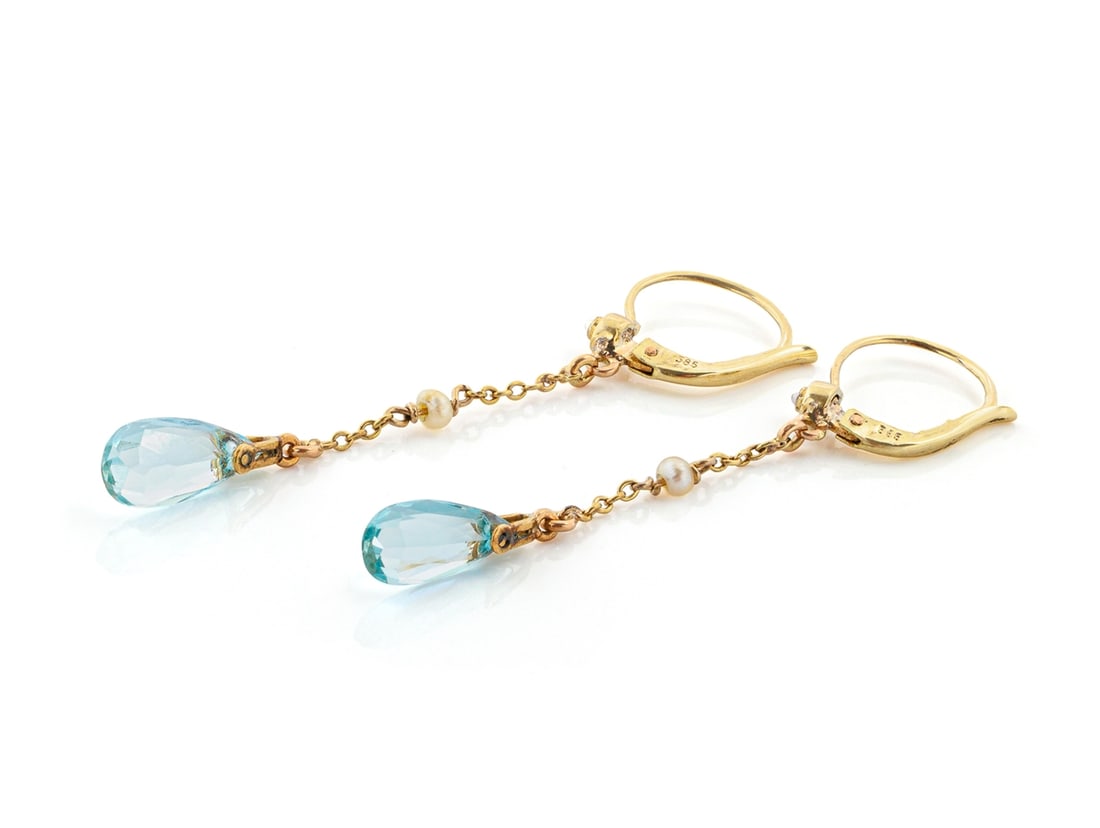 Vintage earrings in 585 yellow gold, with aquamarine and seed pearls: Vintage earrings in 585 yellow gold, with aquamarine and seed pearlsVintage earrings in yellow gold, hallmarked 585. Each earring features an aquamarine (approx. 11 x 6 x 3.5 mm), a natural pearl (app