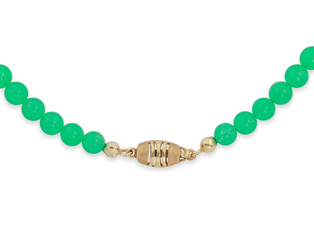 Chrysoprase necklace with 585 yellow gold clasp (1 of 5)