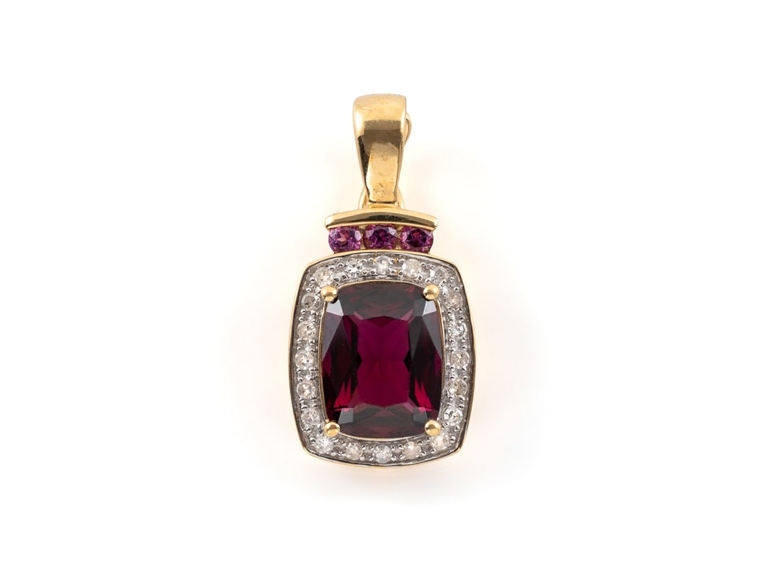 Rhodolite pendant made of 585 yellow gold with diamonds (1 of 6)