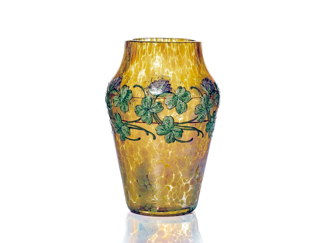 Art Nouveau Vase by Louis Damon Verries d'Art, Paris, with Clover Decoration: Art Nouveau Vase by Louis Damon Verries d'Art, Paris, with Clover DecorationArt Nouveau vase by the Louis Damon Verries d'Art manufactory in Paris, circa 1900. Made of colorless glass with silvery-yel