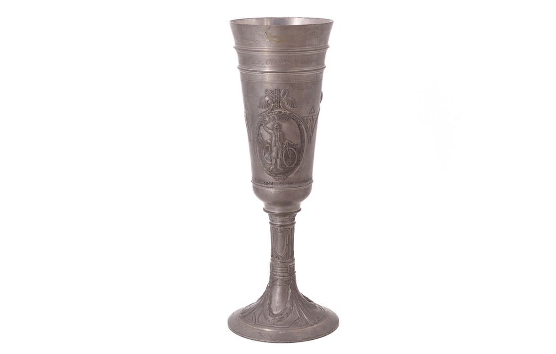 Art Nouveau pewter cup, cycling race, Otzing, 1922: Art Nouveau pewter cup, cycling race, Otzing, 1922Prize cup for the 1922 cycling race in Otzing near Deggendorf. Tall pewter cup with beautiful Art Nouveau ornamentation. On the front is a cartouche w