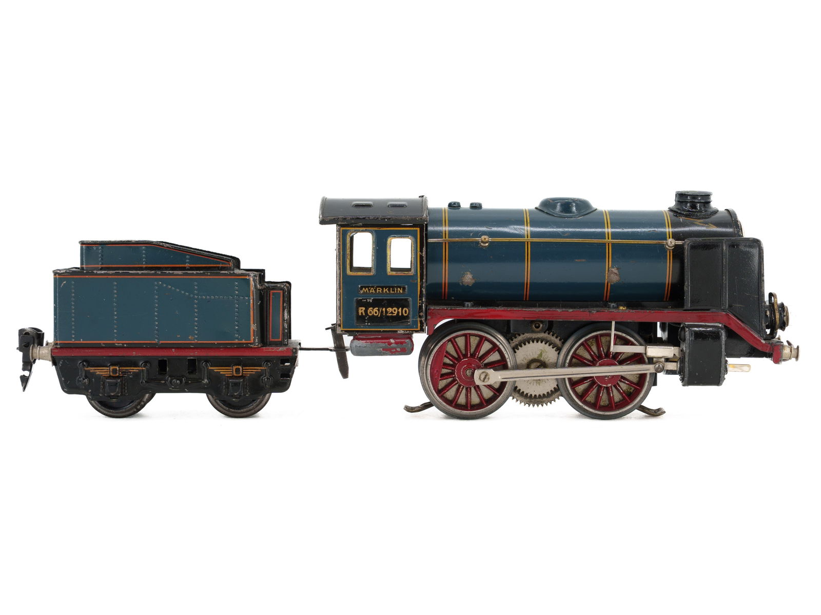 Märklin, B steam locomotive R 66/12910 with tender, 0 gauge, circa 1930 (1 of 3)