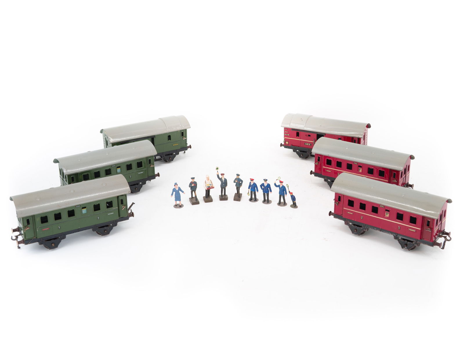 Six railway carriages, Fleischmann, gauge 0, Germany, after 1950 (1 of 3)