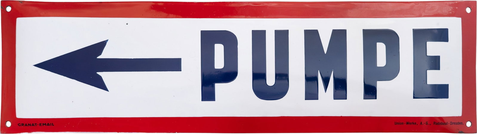 Enamel pump sign, standard, Esso in mint condition! Circa 1930 (1++): Enamel pump sign, standard, Esso in mint condition! Circa 1930 (1++)Enamel pump sign, convex, stenciled enamel. Freshly fired, scratch-free high gloss, perfect colors. Marked: Granat-Email - Union-Wer