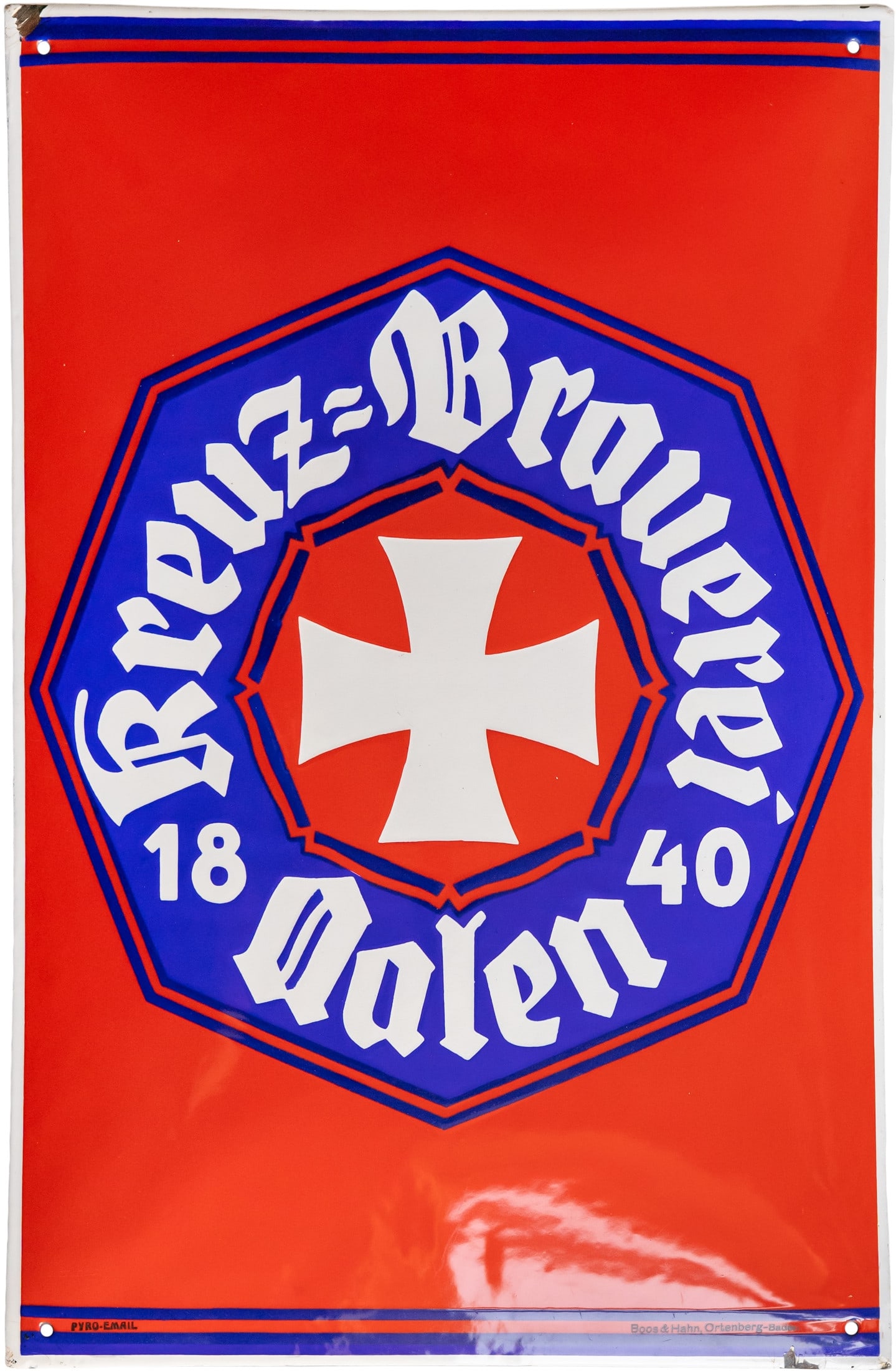 Enamel sign for Kreuz Brewery, Aalen, circa 1930 (1): Enamel sign for Kreuz Brewery, Aalen, circa 1930 (1)Enamel sign for Kreuz Brewery, curved, stenciled enamel. Very good gloss, rich red, minimal, barely visible superficial scratches. Original mounting