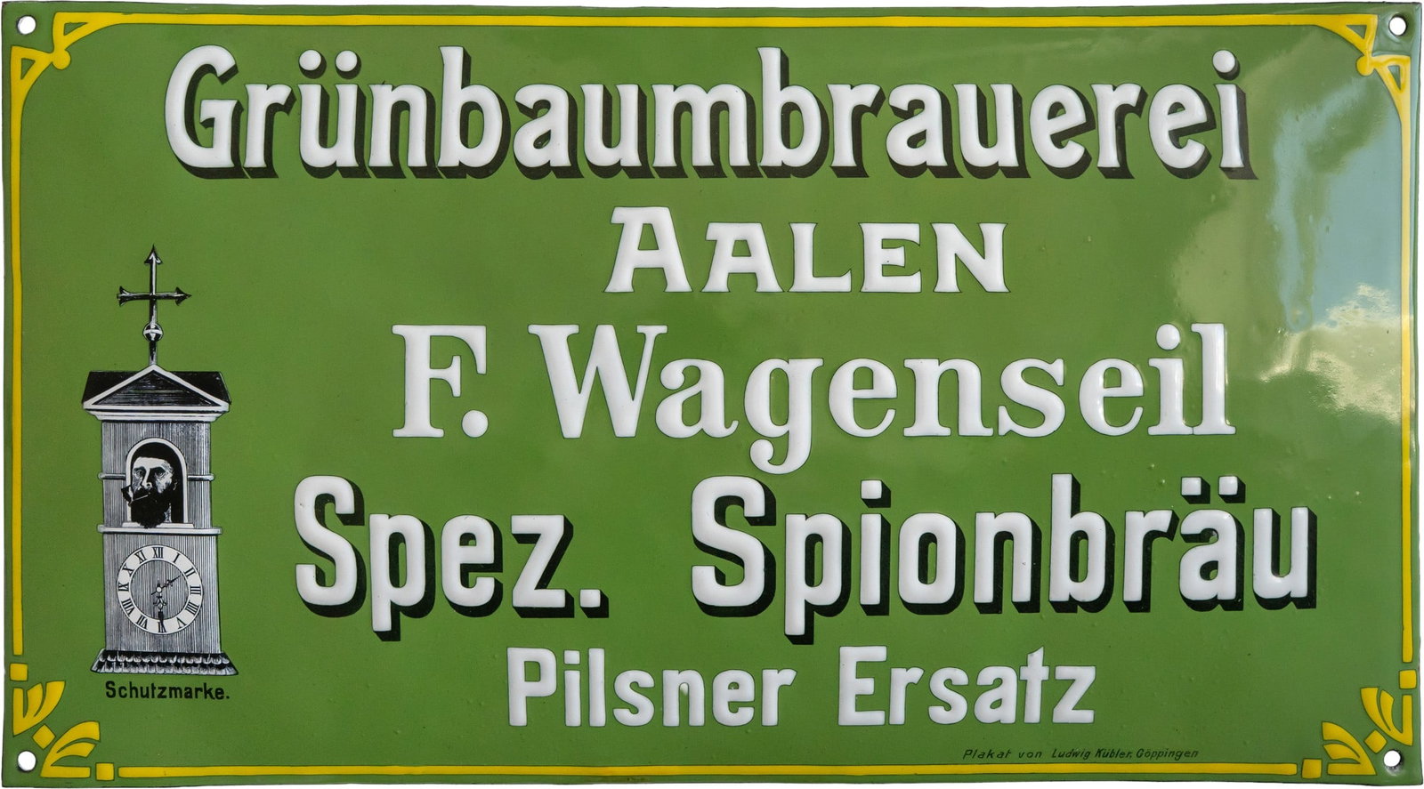 Enamel sign for Grünbaum Brewery, Spionbräu, in pristine condition! Aalen, circa 1900 (0): Enamel sign for Grünbaum Brewery, Spionbräu, in pristine condition! Aalen, circa 1900 (0)enamel sign for Grünbaum Brewery, convex, with beautifully raised, icing-like enamel applied and lithographe
