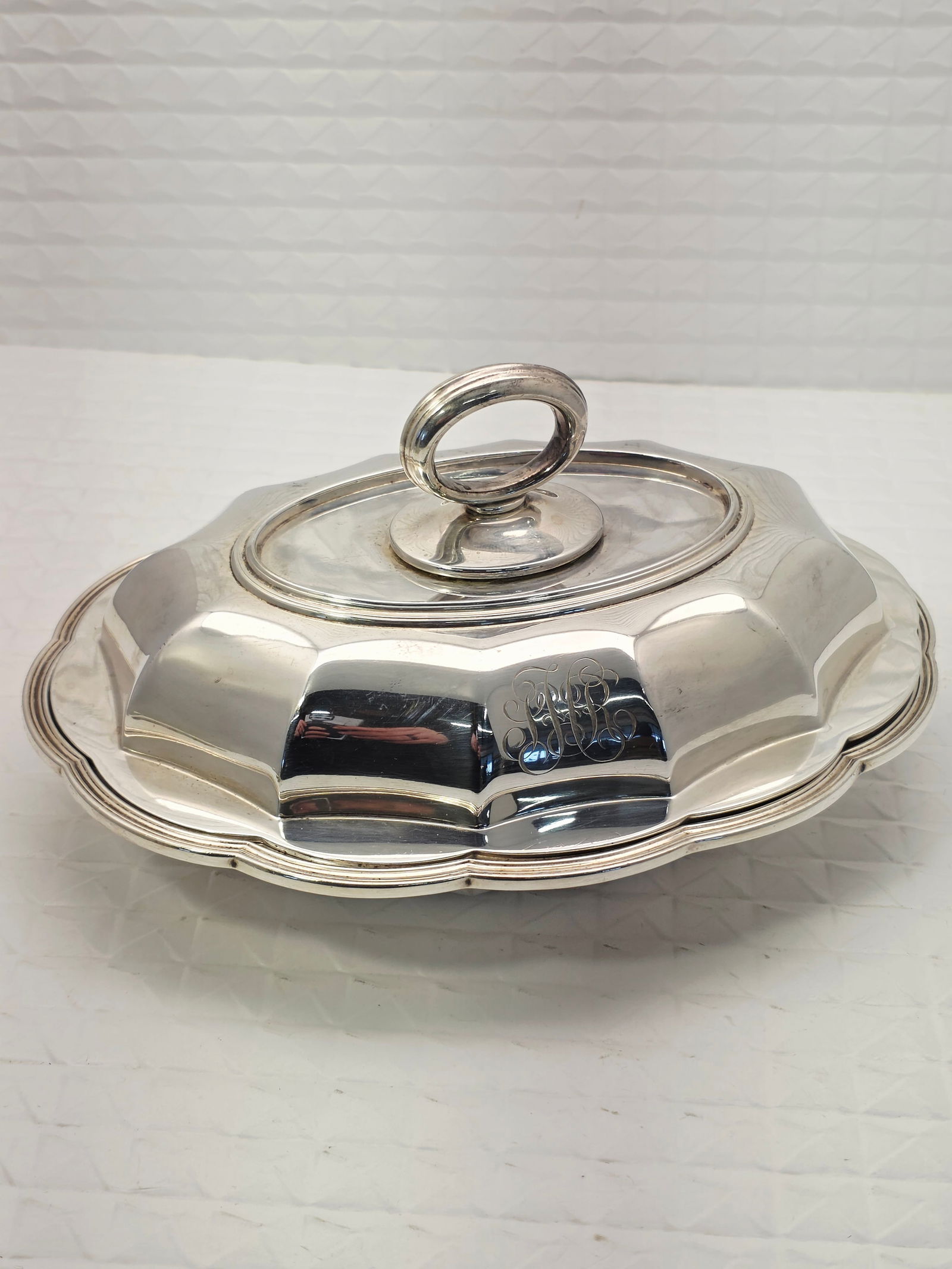Tiffany & Co. silver plate covered vegetable dish (1 of 13)