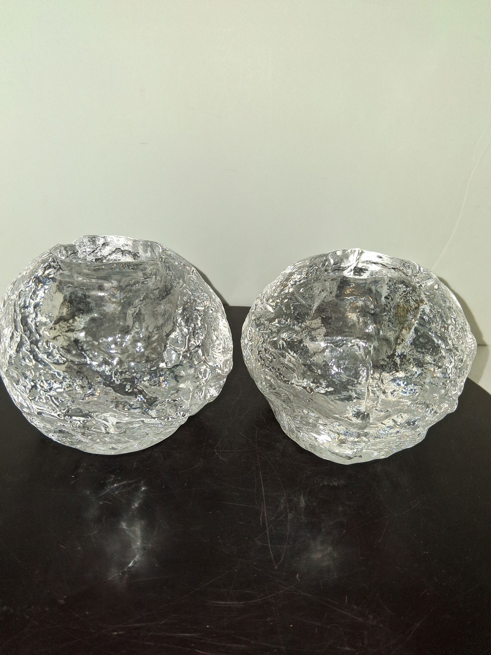 Kosta boda crystal: Stunning pair vintage kosta boda crystal snowball candle holders in perfect condition see pictures for details While we strive to note any damage, repairs, or restorations, please note that not all we