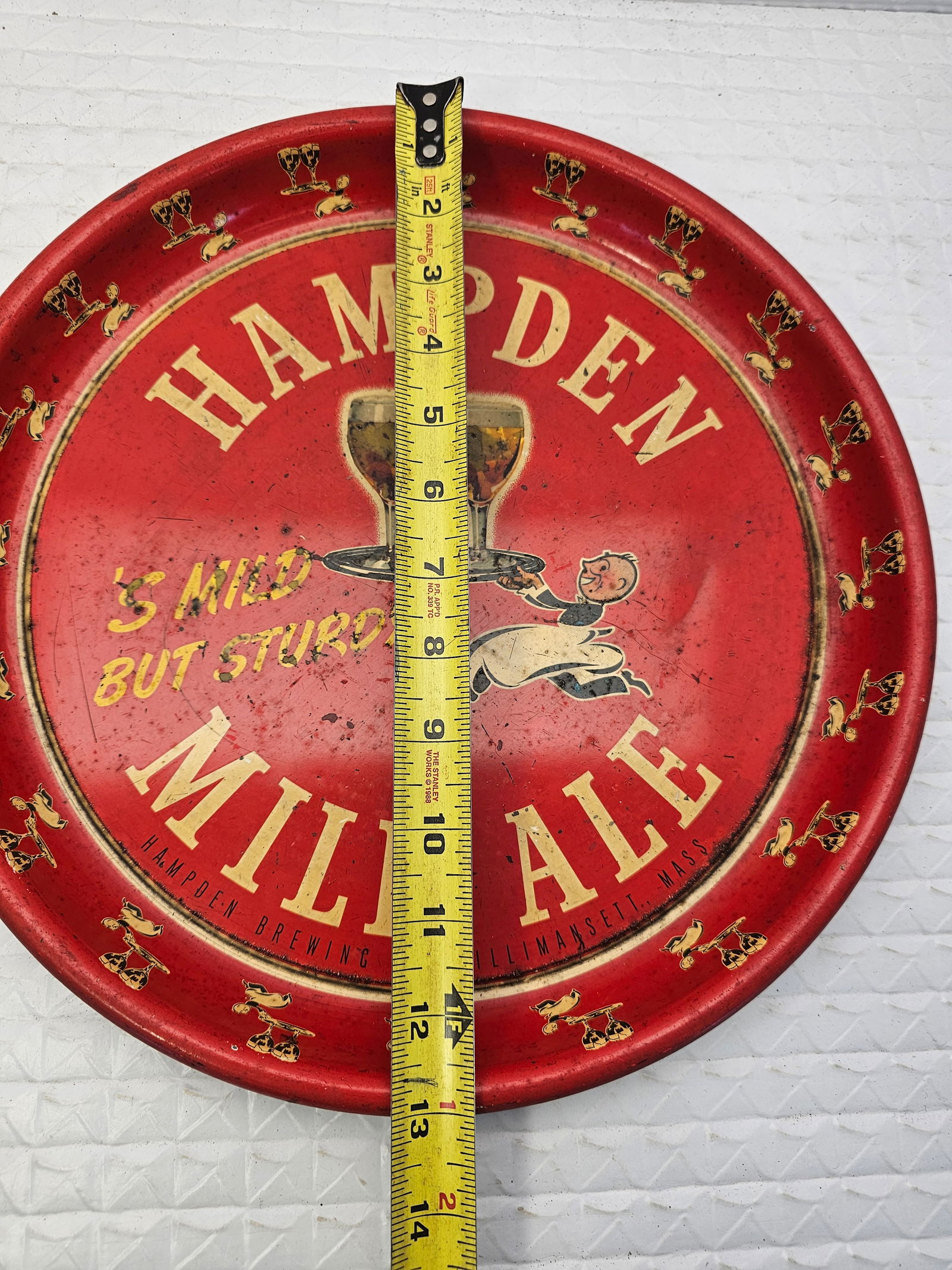 red Hampden Mild Ale serving tray - 6