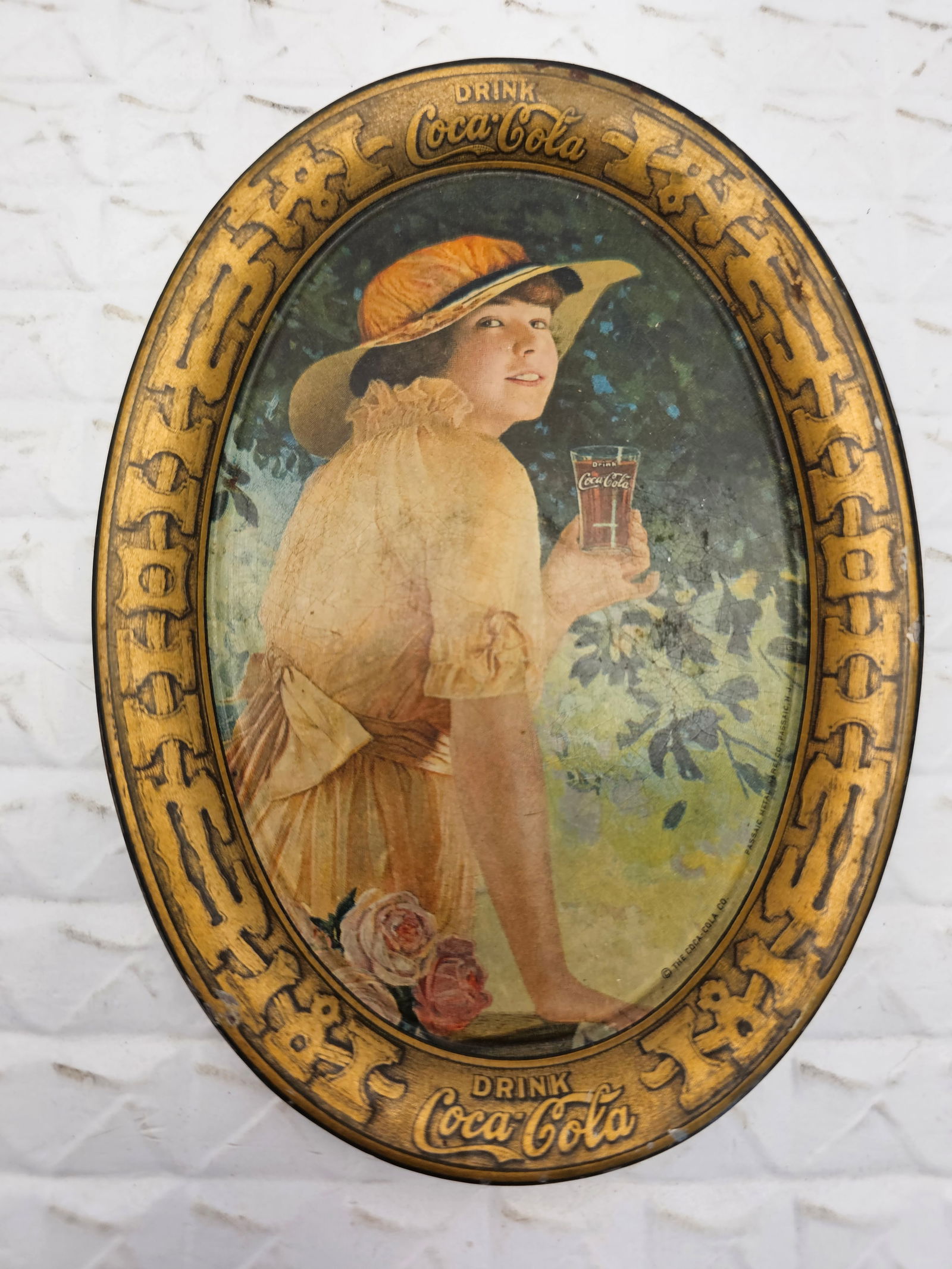Original 1916 Coca-Cola, "ELAINE" Metal Tip Tray (1 of 8)