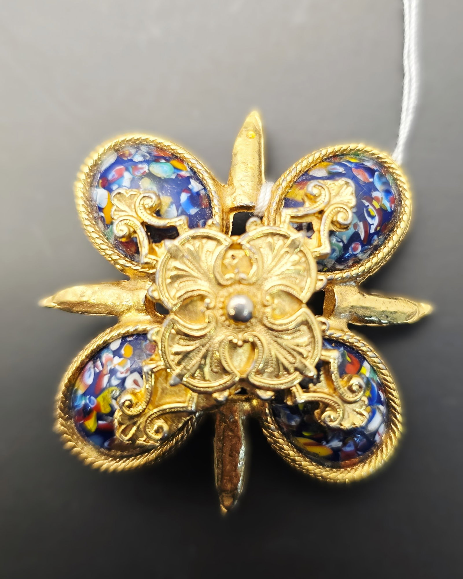 vintage Sarah Coventry gold tone Maltese cross brooch: vintage Sarah Coventry gold tone Maltese cross brooch featuring blue millefiori cabochons