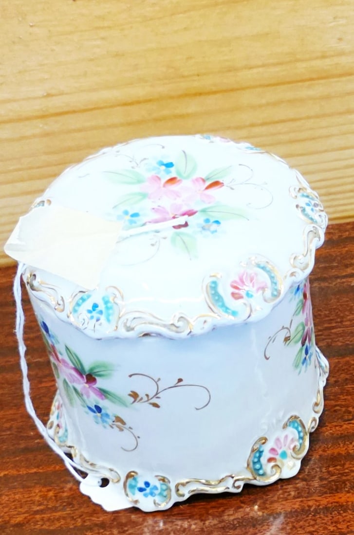 vintage Dresden porcelain trinket box, covered candy dish (1 of 6)