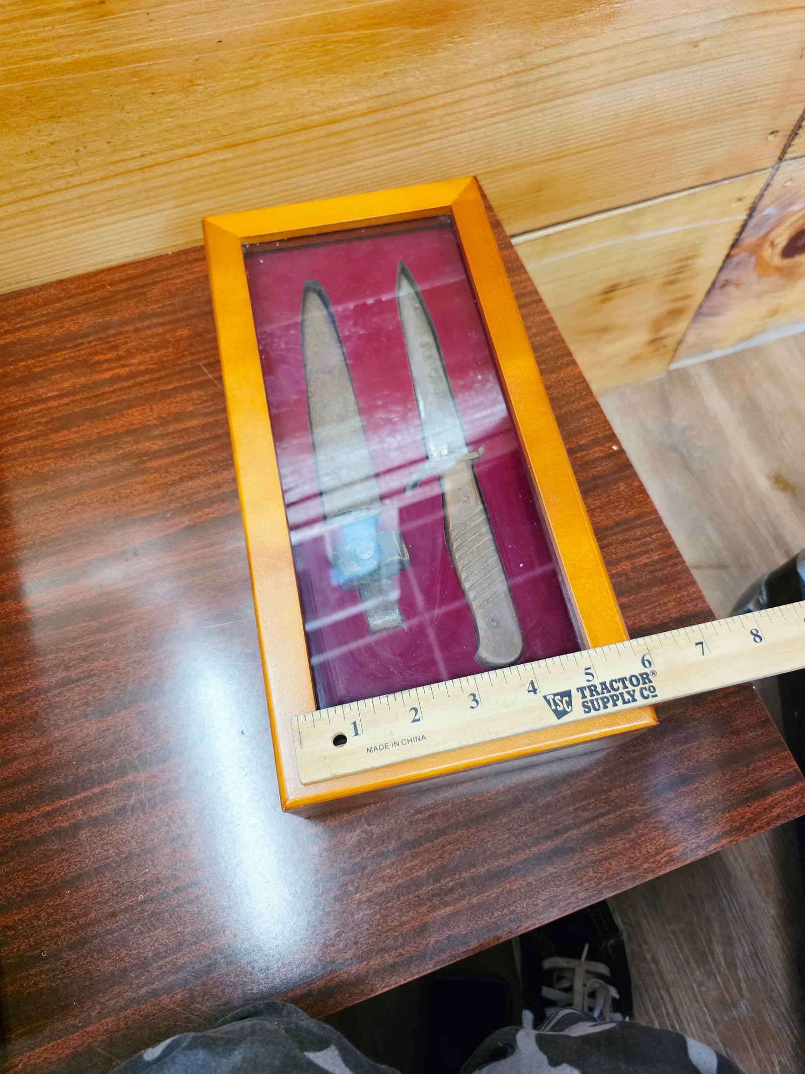 Authentic German Trench Knife with shadow box - 5