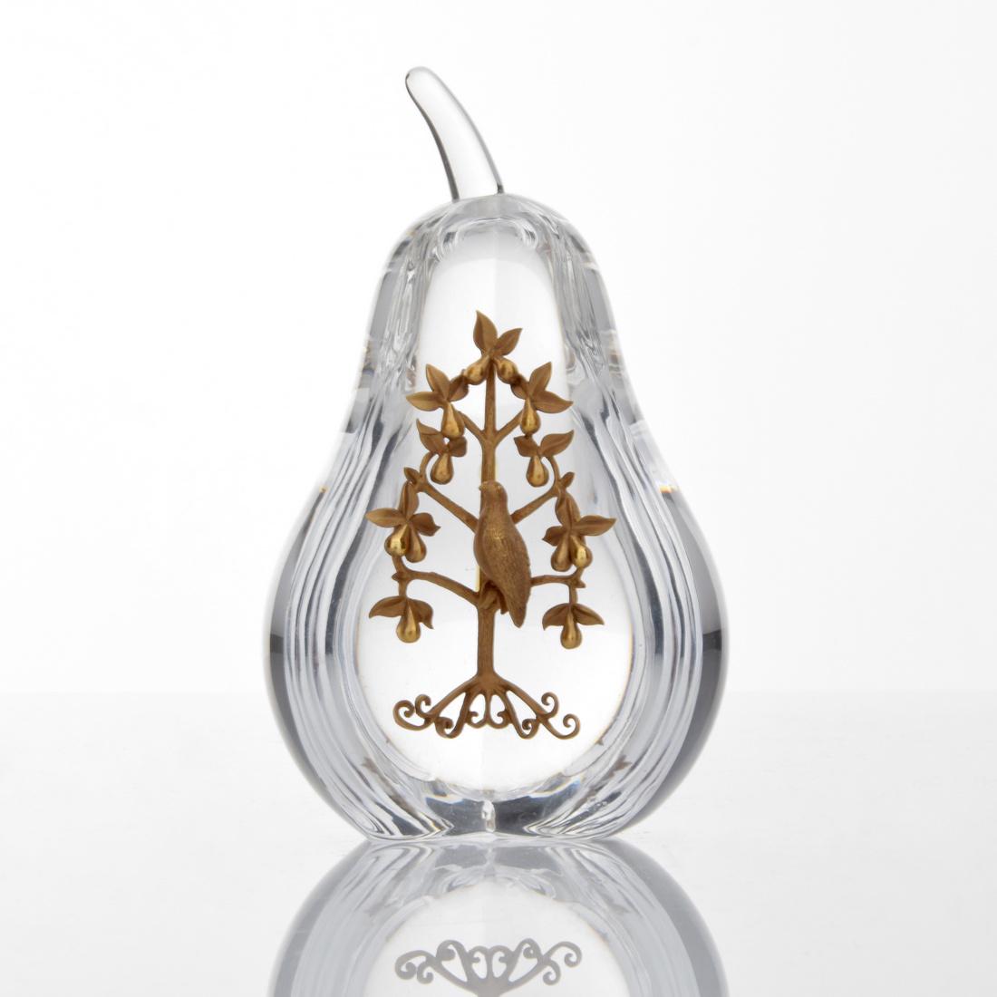 Steuben PARTRIDGE IN A PEAR TREE Paperweight: Designer (Artist) & Manufacturer: Lloyd Atkins; Steuben Markings: signed, marking(s) Country of Origin & Materials: USA; 18K yellow gold, crystal Additional Information: Work is model 1014. The pear h