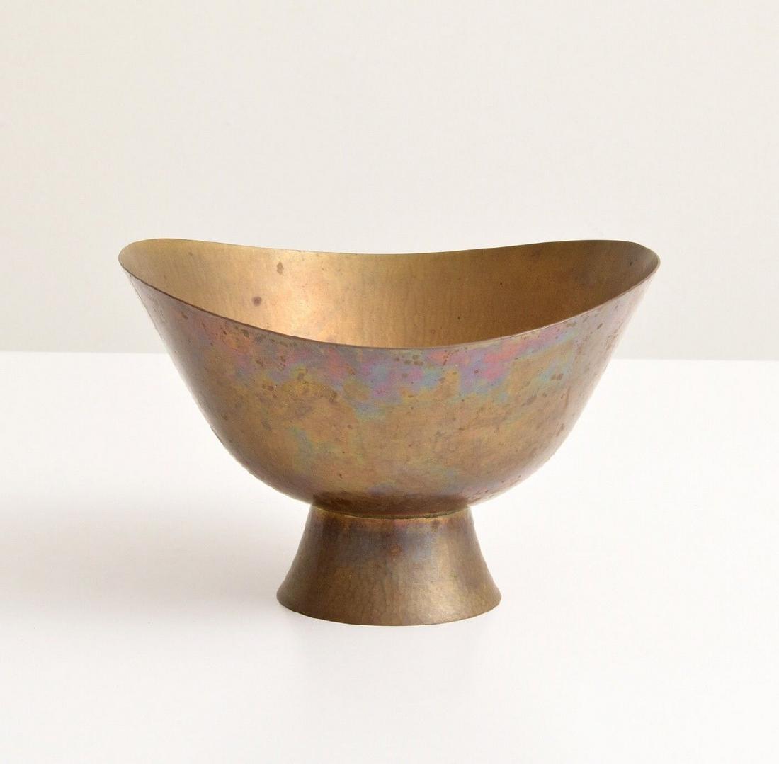 Large Hayno Focken Hammered Bowl: Designer/Artist & Manufacturer: Hayno Focken (1905-1968) Markings: signed, 2079 imprint, Made in Germany imprint Country of Origin & Materials: German; brass Additional Information: 20th Century Desig