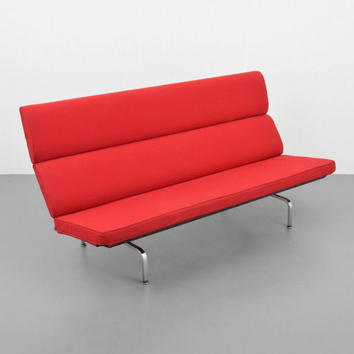 Charles Ray Eames Sofa Compact