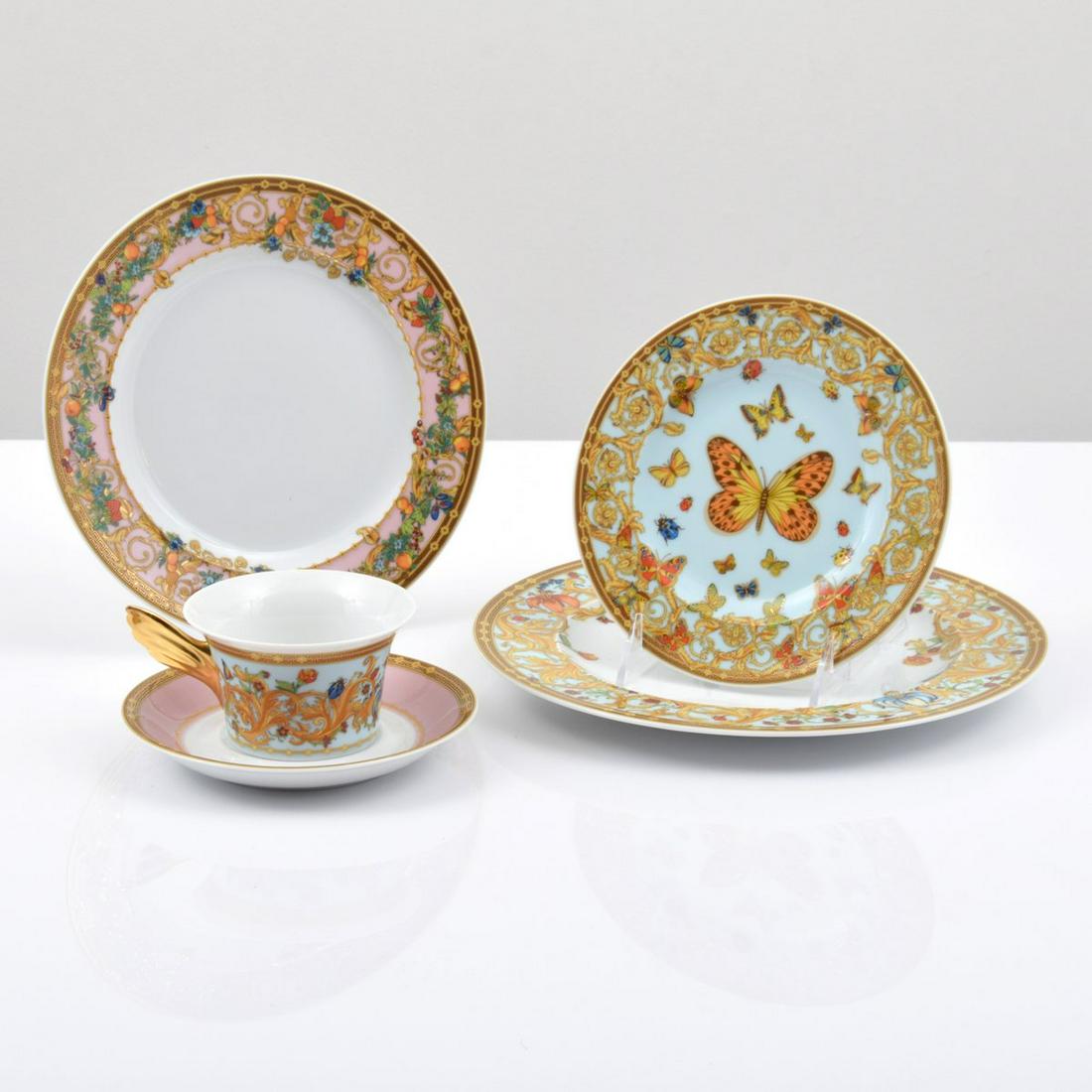 Versace "Le Jardin des Papillons" 5-Piece Place Setting (1 of 9)