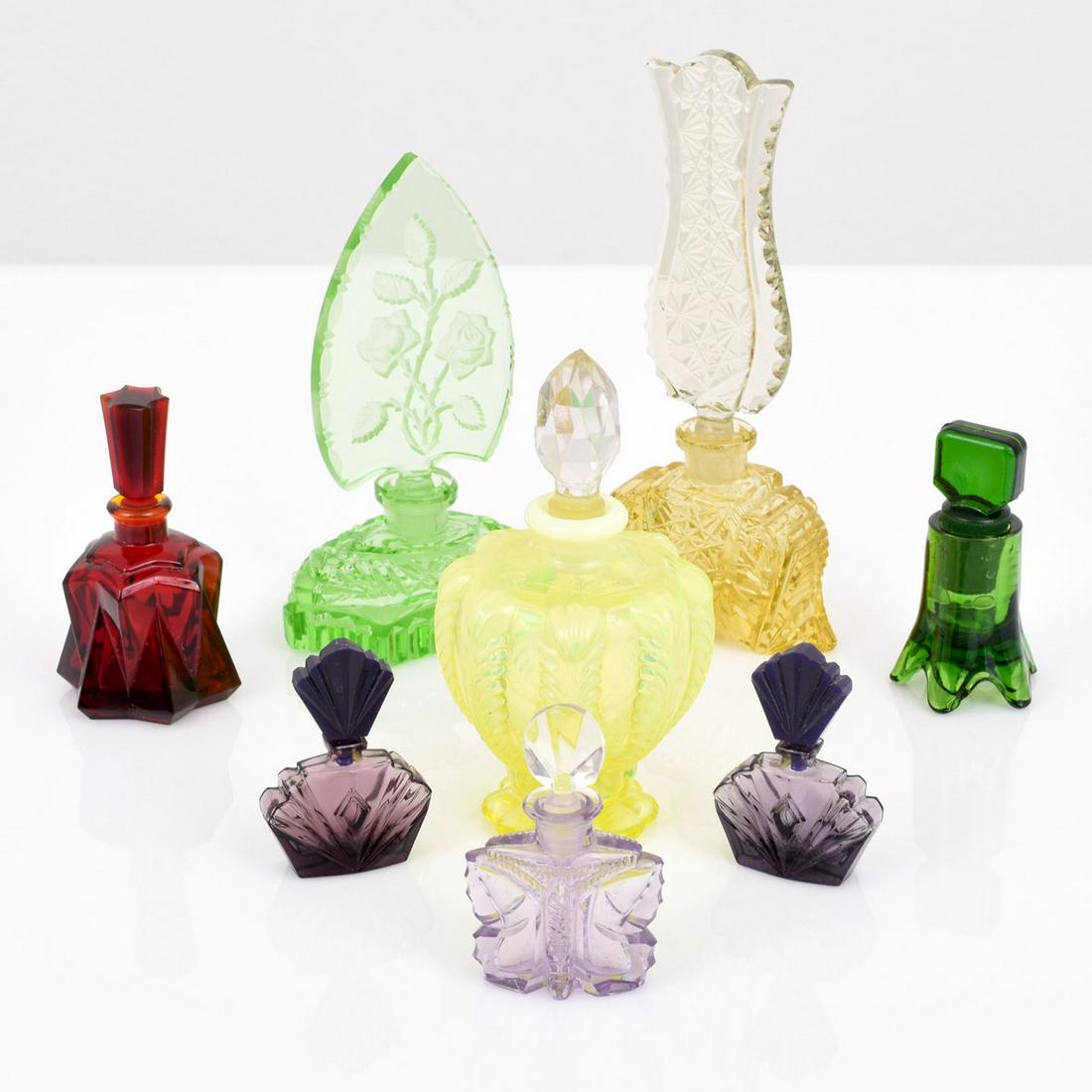 8 Art Deco Style Perfume Bottles; Elizabeth Taylor... (1 of 15)