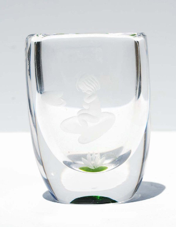 Vicke Lindstrand Vase: Designer & Manufacturer: Vicke Lindstrand; Kosta Country of Origin & Materials: Sweden; Glass Additional Information & Circa: Small vase by Vicke Lindstrand for Kosta; Circa 1950's Dimensions: 3.75"H,