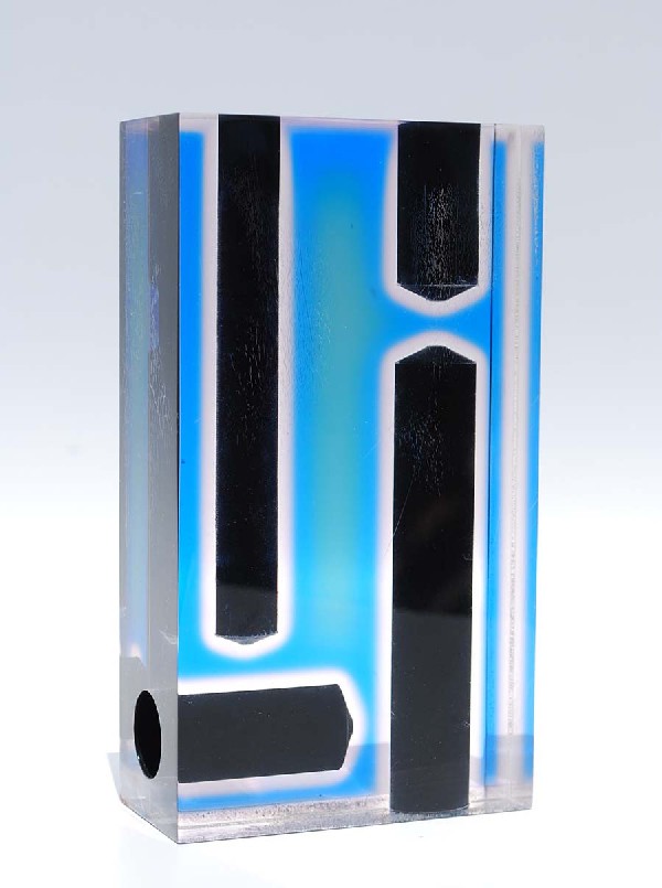 Vase in the Manner of Shiro Kuramata: Designer & Manufacturer: Country of Origin & Materials: Acrylic Additional Information & Circa: Acrylic vase in the manner of Shiro Kuramata, can be used in multiple positions Dimensions: 7"H, 4"W, 2"