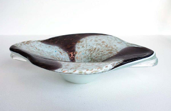 Ermanno Toso Murano Bowl: Designer & Manufacturer: Ermanno Toso; Fratelli Toso Country of Origin & Materials: Italy; Blown Glass Additional Information & Circa: Glass bowl by Ermanno Toso with gold aventurine, Murano, Italy; C