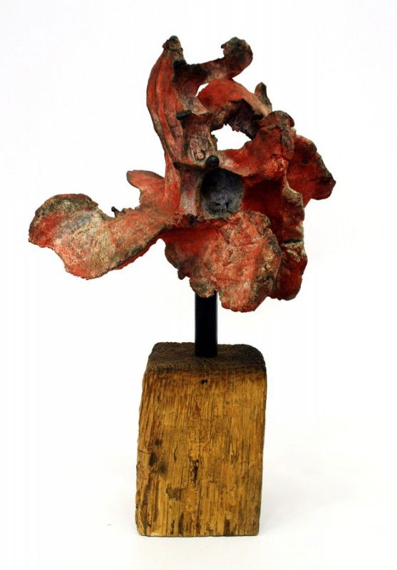 Steve Tobin Bronze Sculpture: Designer & Manufacturer: Steve Tobin Markings: none Country of Origin & Materials: American; wood, metal Additional Information & Circa: Abstract "squeeze" bronze sculpture by Steve Tobin. Tobin's wor