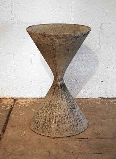 Willy Guhl Planter: Designer & Manufacturer: Willy Guhl; Eternit AG Country of Origin & Materials: Switzerland; fibrated concrete Additional Information & Circa: Fine & rare planter designed by Willy Guhl for Eternit AG;