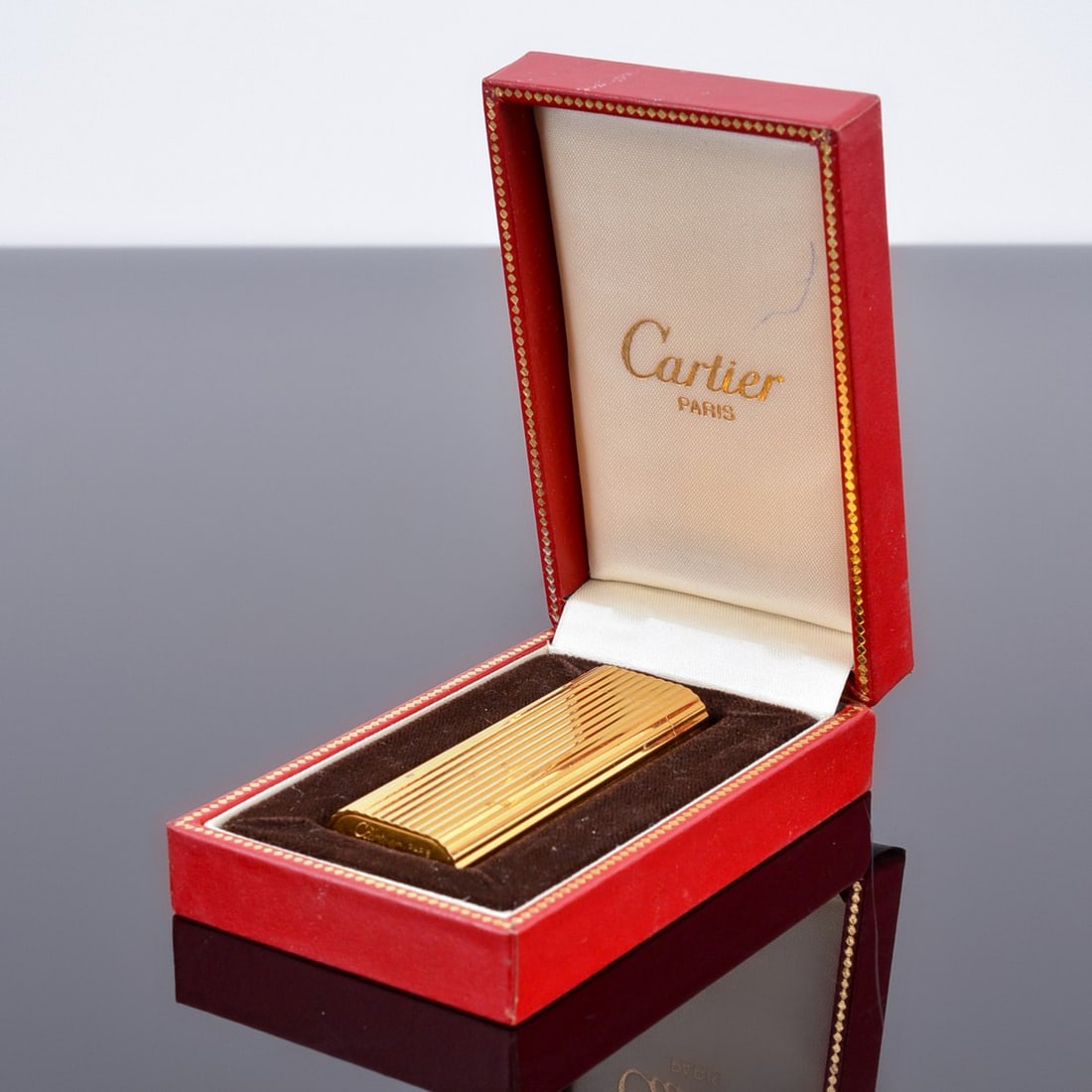 Cartier Gold Plated Lighter (1 of 12)