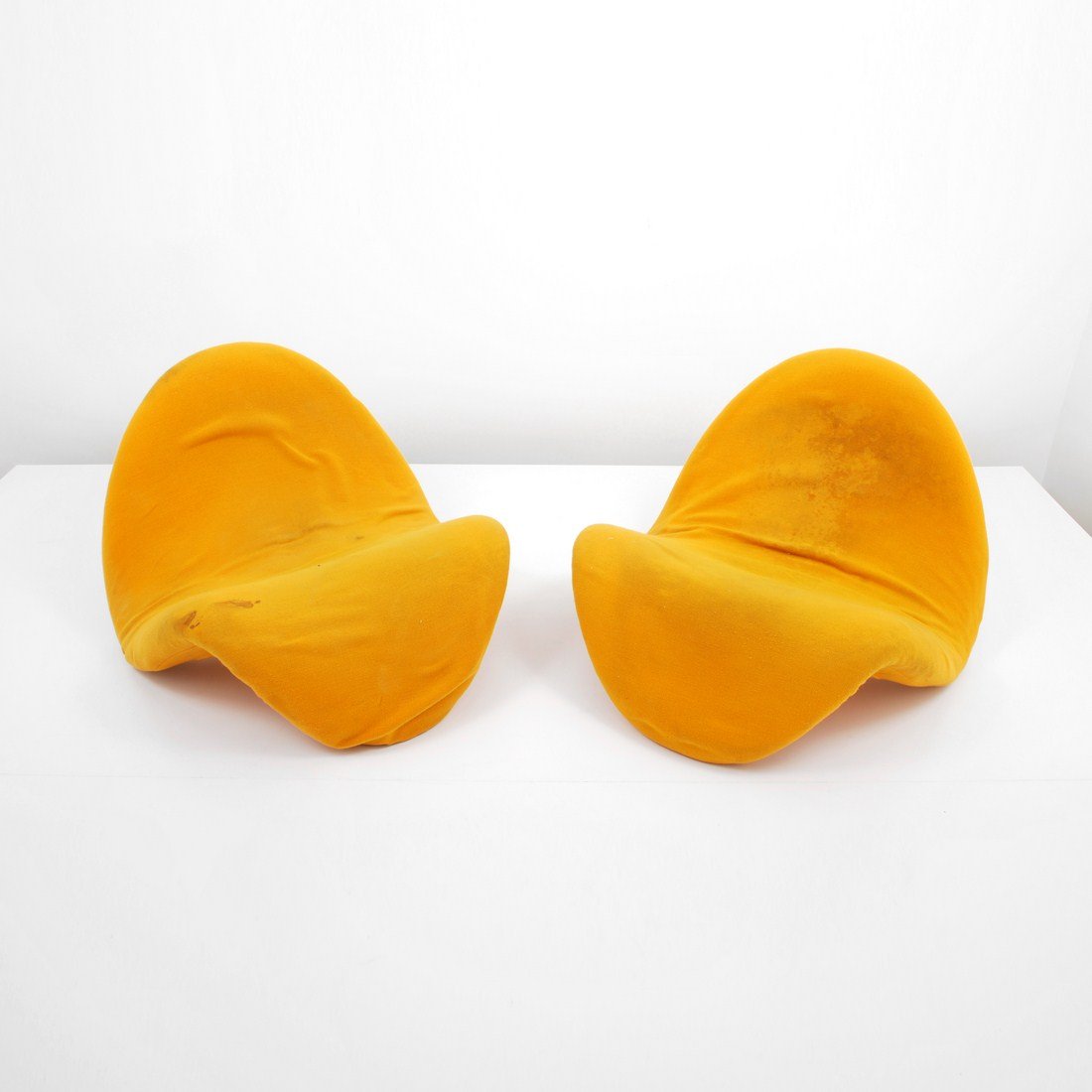 Pair of Pierre Paulin "Tongue" Chairs: Designer & Manufacturer: Pierre Paulin; Artifort Markings: marked Country of Origin & Materials: France; upholstery, metal Additional Information & Circa: Pair of early "Tongue" chairs by Pierre Pauli