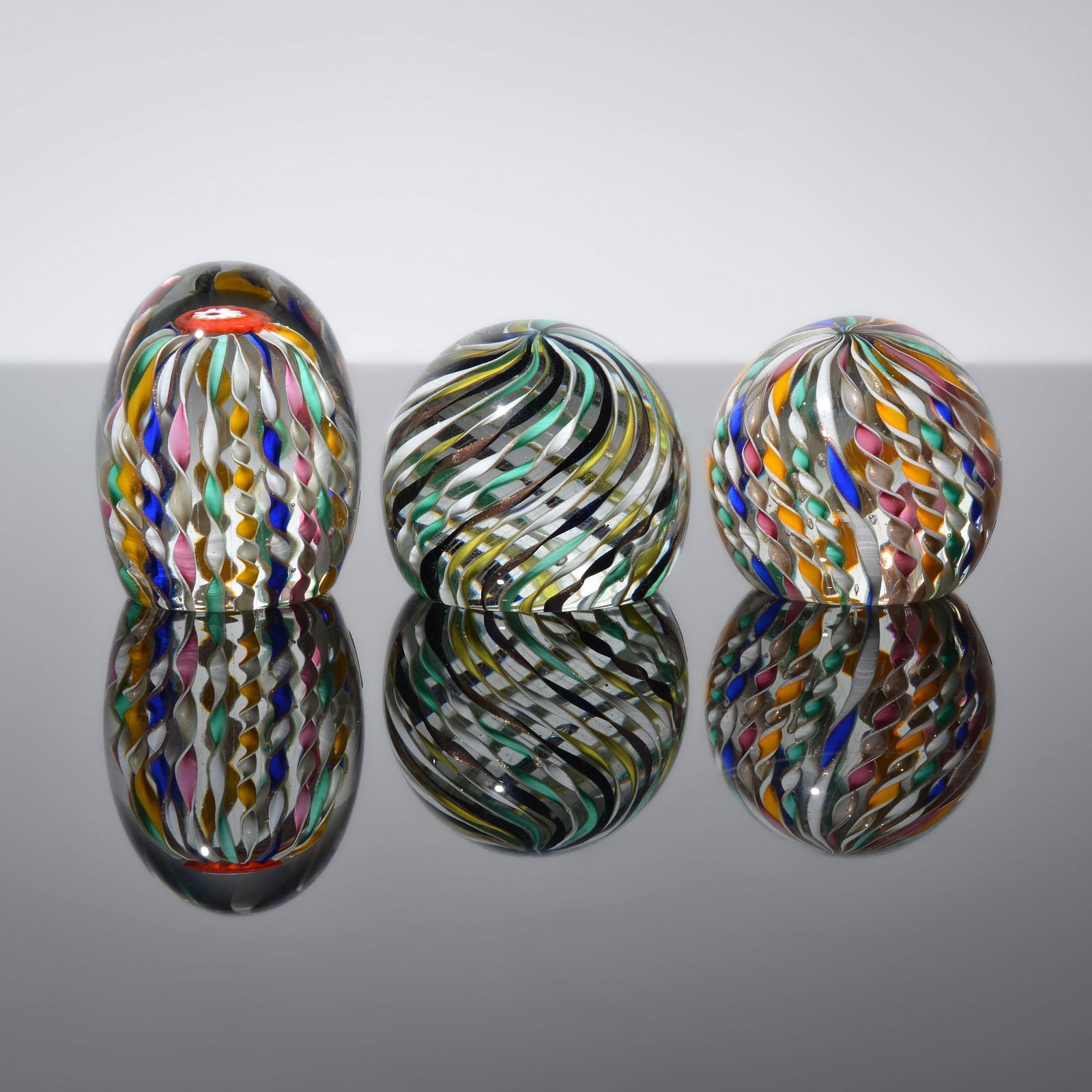 3 Fratelli Toso A CANNE Paperweights, Murano (1 of 11)