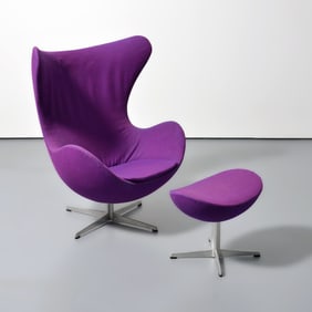 Arne Jacobsen EGG Chair & Ottoman
