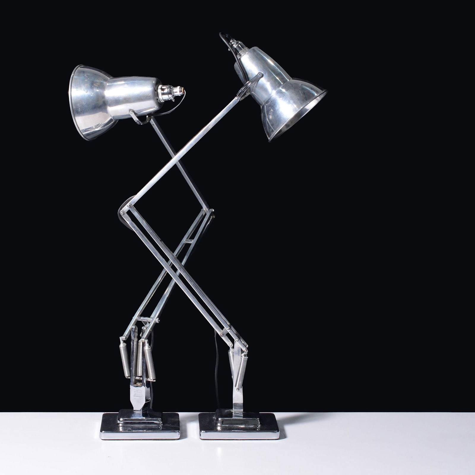 Pair of George Carwardine ANGLEPOISE Table Lamps (1 of 6)