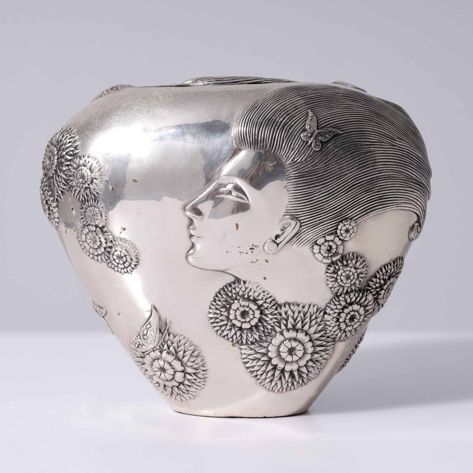 Erte SHE LOVES ME Bronze Vase, Limited Edition: Artist/Designer; Manufacturer: Erte (Romain de Tirtoff) (Russian/French 1892-1990)Marking(s); notes: signed, marking(s); ed. 94/275 aside from the edition of 25 AP's; 1987Materials: