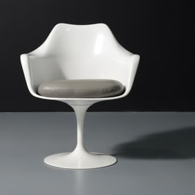 Eero Saarinen TULIP Armchair
