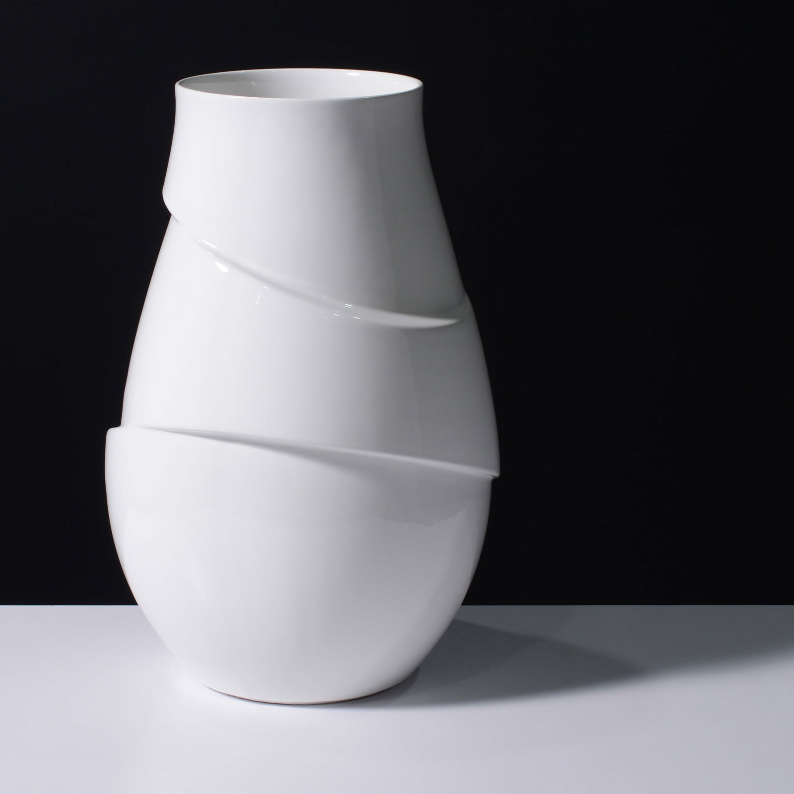 Large Itamar Burstein DAPHNA Vase, 20"H (1 of 7)