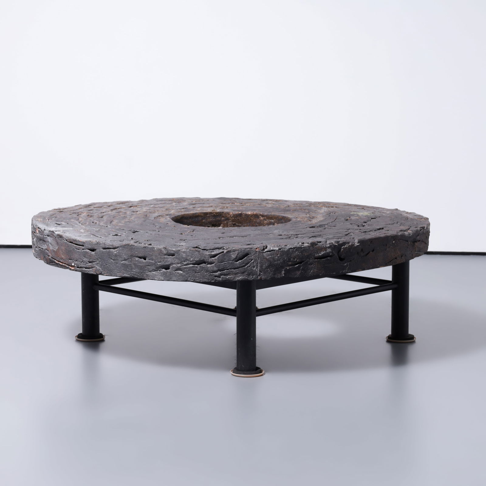 Peter Lane RING Coffee Table (1 of 8)