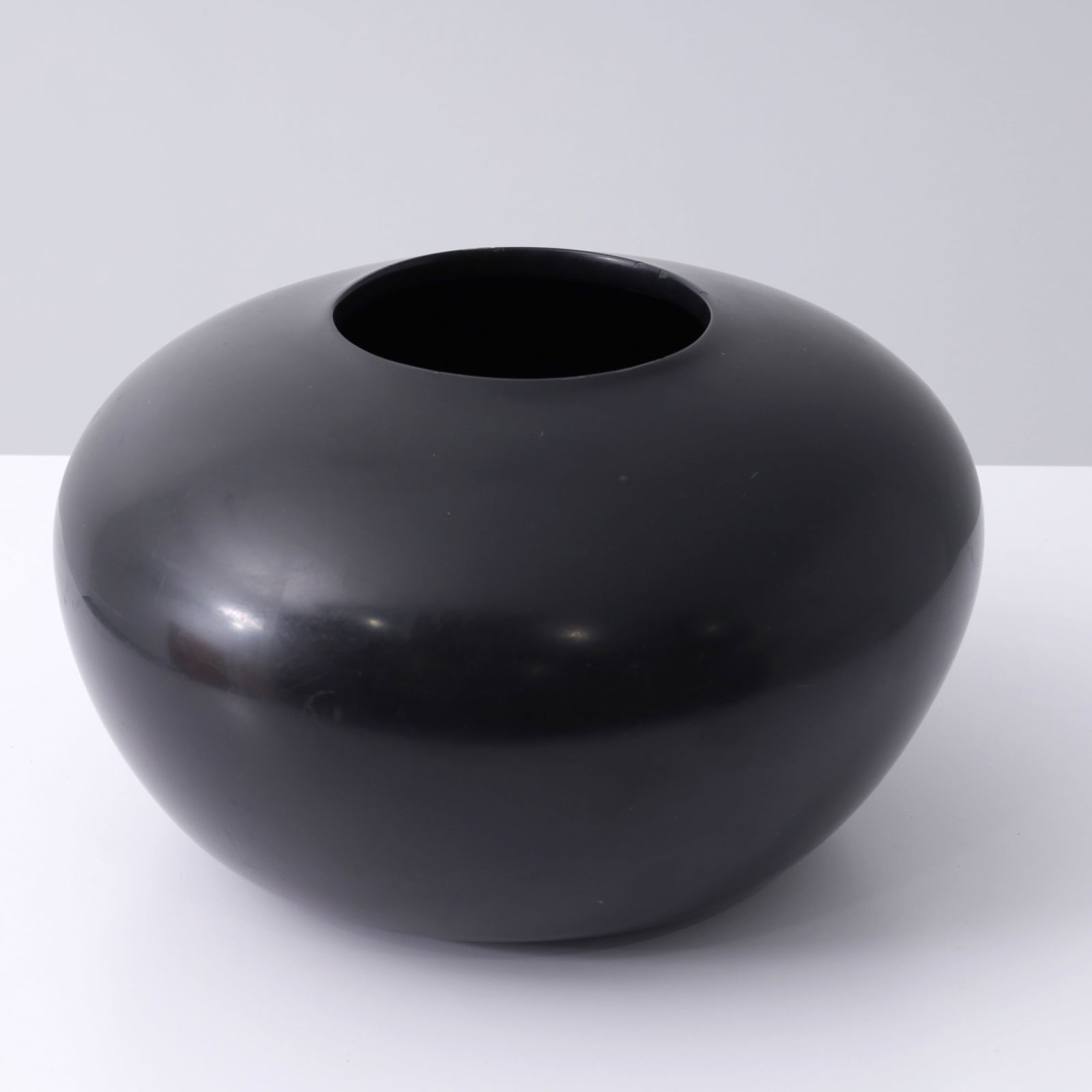 Juan Hamilton ABIQUIU Sculpture / Vessel, 15"Dia (1 of 7)