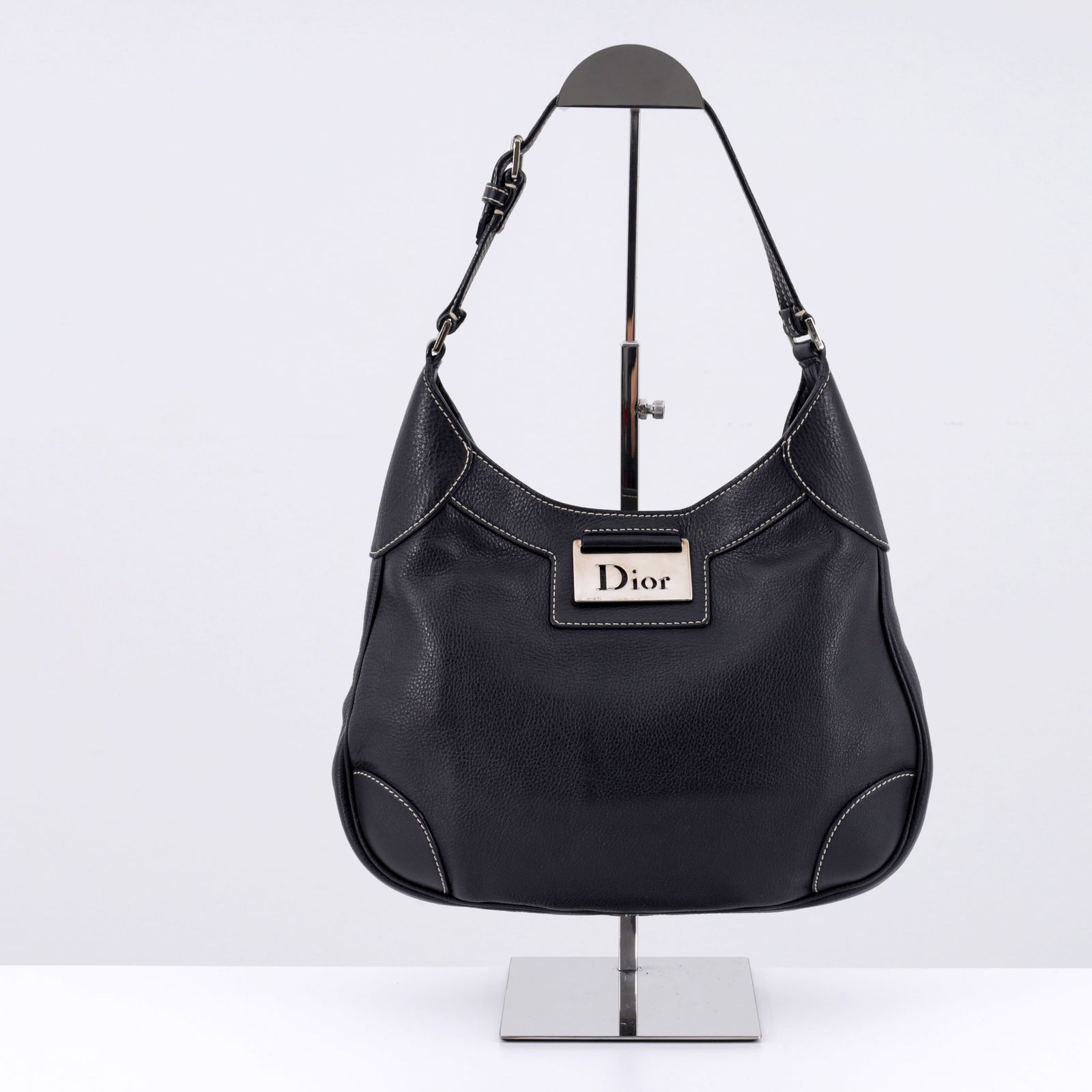 Dior STREET CHIC Shoulder Handbag (1 of 15)