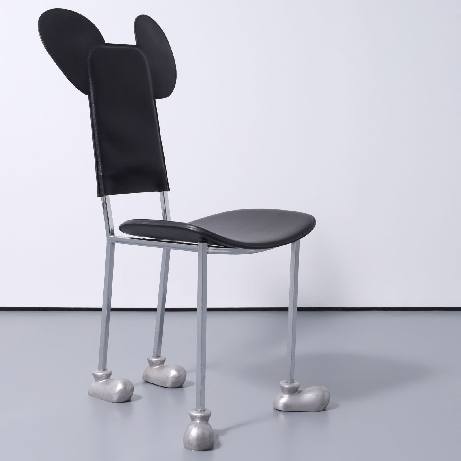 Javier Mariscal GARRIRIS Leather Chair (1 of 9)