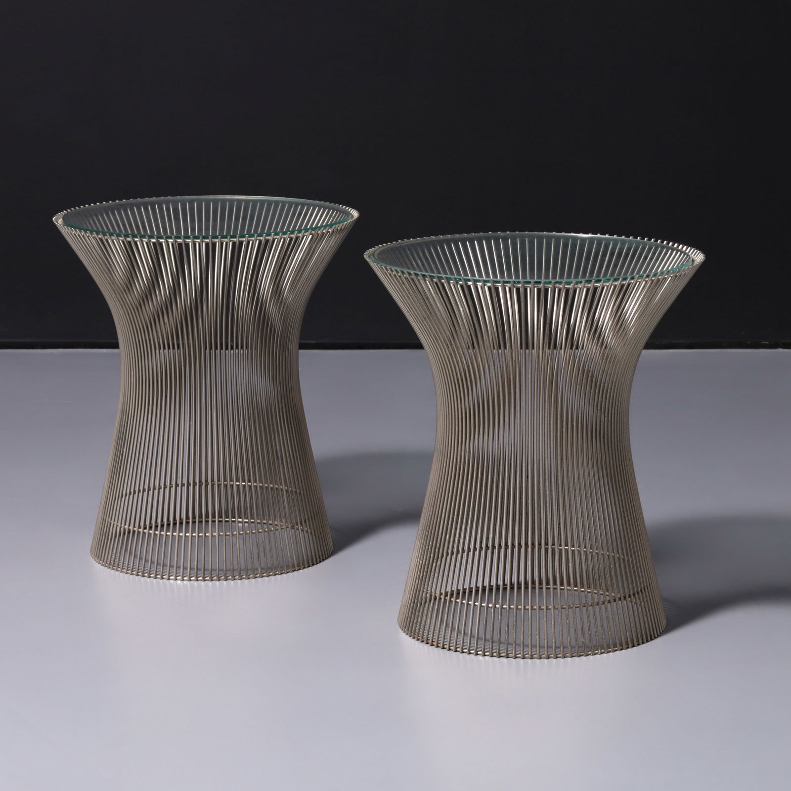 Pair of Warren Platner End / Side Tables (1 of 8)