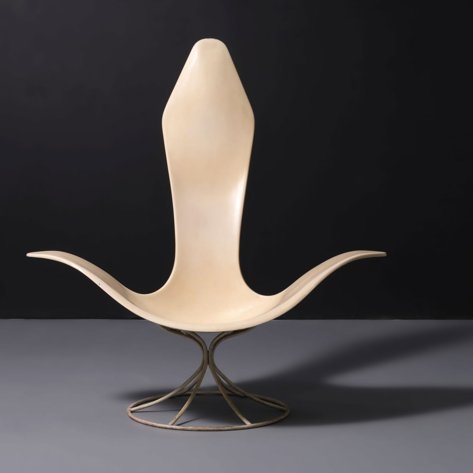 Estelle & Erwin Laverne TULIP Lounge Chair (1 of 9)
