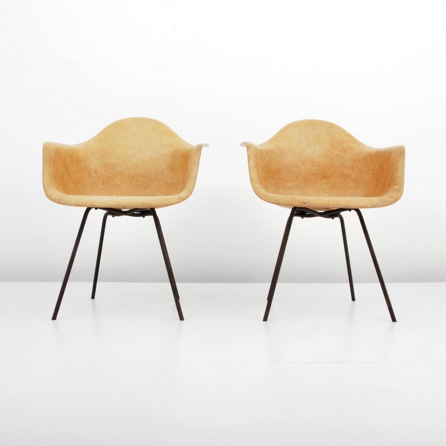 Pair of Early Charles & Ray Eames "Zenith" Chairs: Designer & Manufacturer: Charles & Ray Eames; Herman Miller Markings: none Country of Origin & Materials: USA; metal, fiberglass Additional Information & Circa: Pair of early "Zenith" chairs with hock